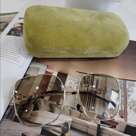 Gucci Sunglass - Picture 3 of 9